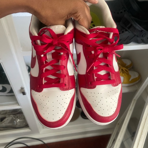 Nike dunks - Picture 2 of 3